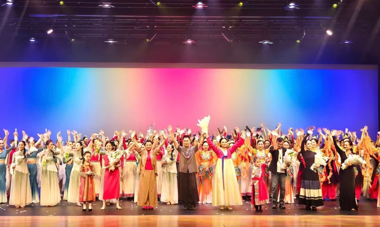 YUE Dance Rising II 《悦舞飞扬 II》 — YUE Dance Studio · 7th Anniversary Teachers' Original Works Recital